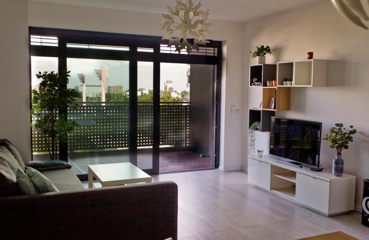 New 1 Bdr, W/Private Parking Apartment Bratislava Bagian luar foto